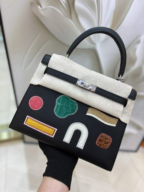 Picture of Hermes Handbags _SKUfw237686641fw